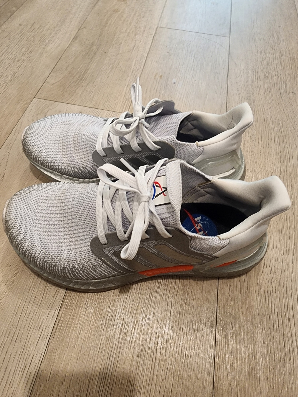 Adidas Women's Ultraboost 7.5 size